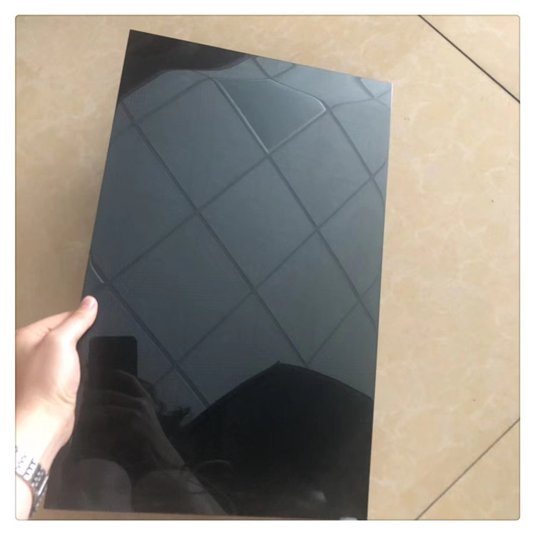 不銹鋼發(fā)黑處理和電鍍黑鈦處理有什么區別？