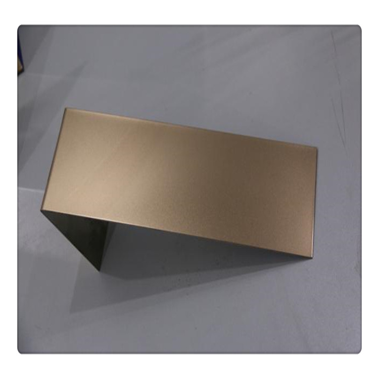 裝飾玫瑰金板用久了會(huì )掉色嗎？