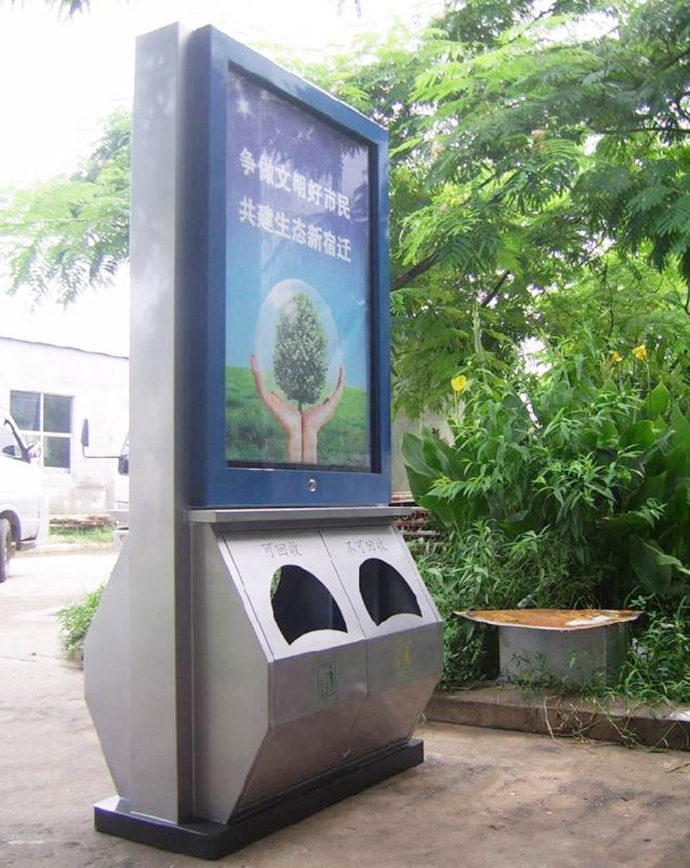 不銹鋼廣告垃圾桶生產(chǎn)廠(chǎng)家